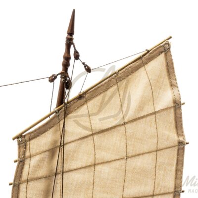 Maquette d’une Jonque Chinoise En Bois Haut de Gamme Gréement rénové Zoom sur le gréement et voiles lattées