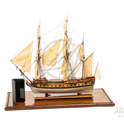 La Flore - 1756 - Maquette de Bateau de Collection - Déjà Montée - Exemplaire Unique Haut de Gamme - Mistral Maquettes