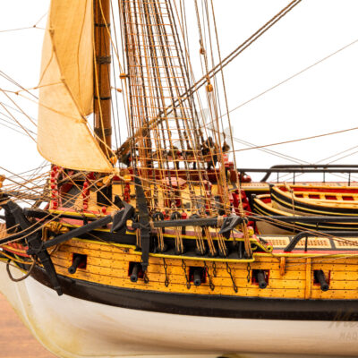 La Flore - 1756 - Maquette de Bateau de Collection - Déjà Montée - Exemplaire Unique Haut de Gamme - Mistral Maquettes