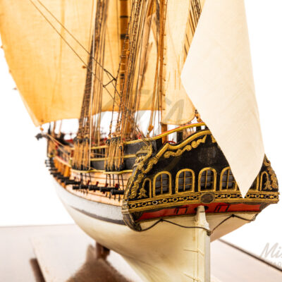 La Flore - 1756 - Maquette de Bateau de Collection - Déjà Montée - Exemplaire Unique Haut de Gamme - Mistral Maquettes