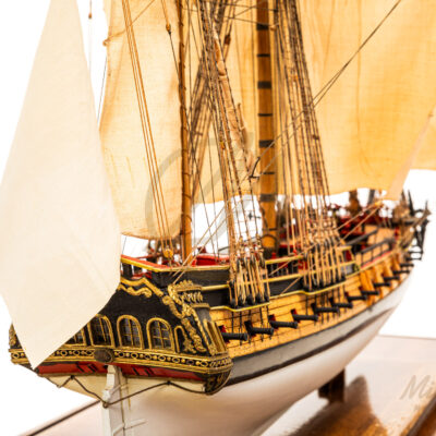 La Flore - 1756 - Maquette de Bateau de Collection - Déjà Montée - Exemplaire Unique Haut de Gamme - Mistral Maquettes