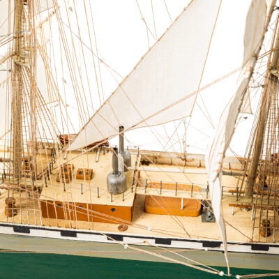 Maquette du Voilier La Loire · 4 Mats de 1897 · Exemplaire Unique Décoratif Restauré · Mistral Maquettes