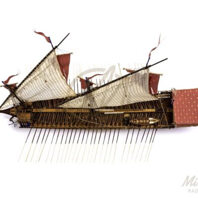 Maquette de la Réale de France en bois haut de gamme déjà montée vue d’ensemble