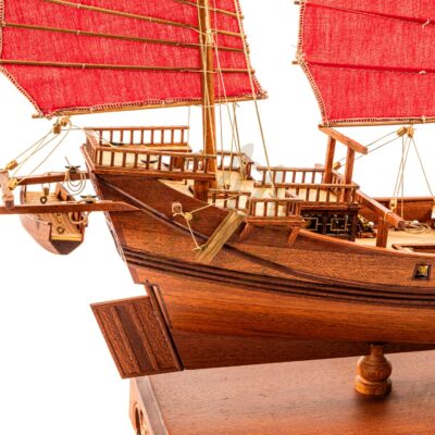 Maquette de la Jonque Chinoise - Jonque Sampan - Maquette Haut de Gamme Déjà Montée