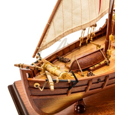Maquette de la Santa Maria - Pinta - Nina de Christophe Colomb - Maquette de Bateau ancien en Bois - Haut de Gamme - Montée - Mistral Maquettes
