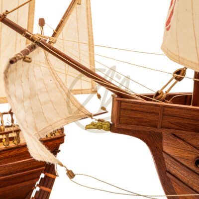Maquette de la Santa Maria - Pinta - Nina de Christophe Colomb - Maquette de Bateau ancien en Bois - Haut de Gamme - Montée - Mistral Maquettes