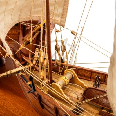 Maquette de la Santa Maria - Pinta - Nina de Christophe Colomb - Maquette de Bateau ancien en Bois - Haut de Gamme - Montée - Mistral Maquettes