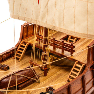 Maquette de la Santa Maria de Christophe Colomb - Maquette de Bateau ancien en Bois - Haut de Gamme - Montée - Mistral Maquettes