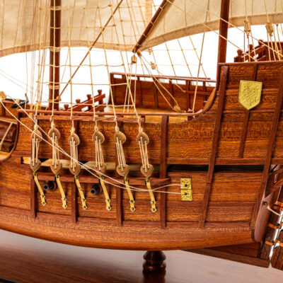 Maquette de la Santa Maria de Christophe Colomb - Maquette de Bateau ancien en Bois - Haut de Gamme - Montée - Mistral Maquettes