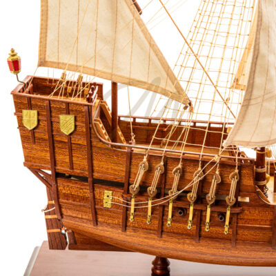 Maquette de la Santa Maria de Christophe Colomb - Maquette de Bateau ancien en Bois - Haut de Gamme - Montée - Mistral Maquettes