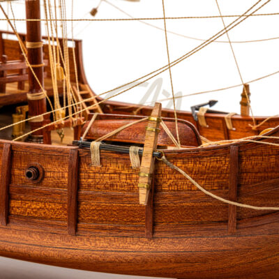 Maquette de la Santa Maria de Christophe Colomb - Maquette de Bateau ancien en Bois - Haut de Gamme - Montée - Mistral Maquettes