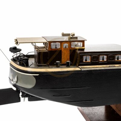 Maquette de Péniche Grey II (Plaquet) · Maquette de Péniche en Bois Déjà Montée · Mistral Maquettes