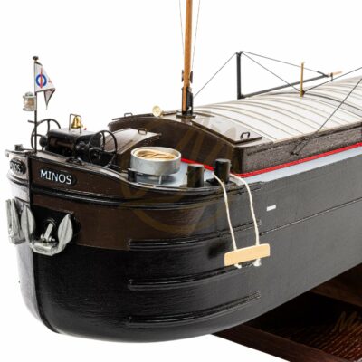 Maquette de Péniche Minos · Maquette de Péniche en Bois Déjà Montée · Mistral Maquettes