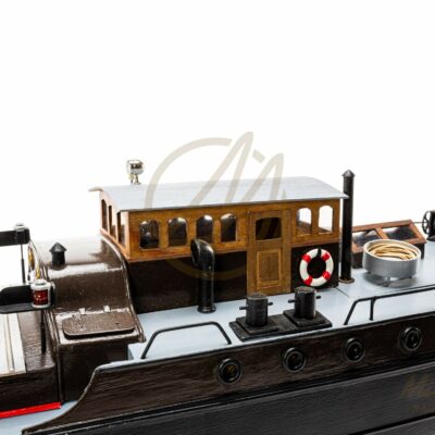 Maquette de Péniche Minos · Maquette de Péniche en Bois Déjà Montée · Mistral Maquettes