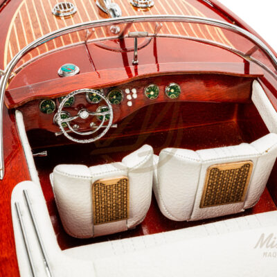 Maquette de Bateau Italien Déjà Montée En Bois 76cm Blanc - Runabout Inspiré de l'Aquarama de Riva - Maquette de bateau décoratif haut de gamme.