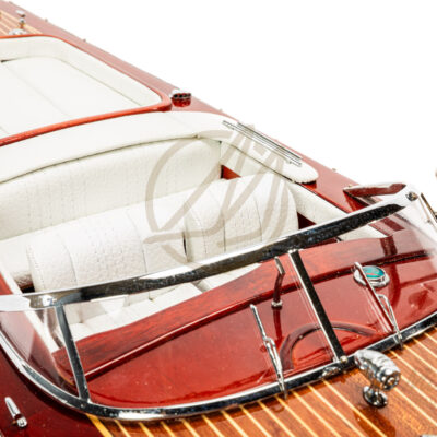 Maquette de Bateau Italien Déjà Montée En Bois 76cm Blanc - Runabout Inspiré de l'Aquarama de Riva - Maquette de bateau décoratif haut de gamme.