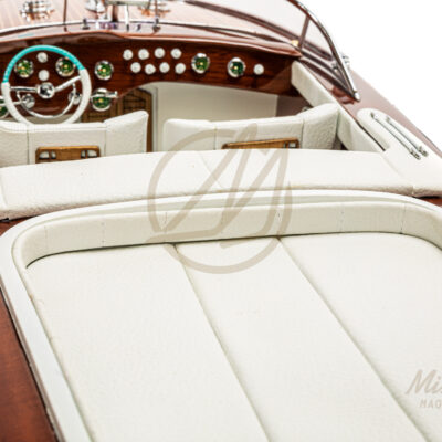 Maquette de Runabout Italien En Bois Déjà Montée 90cm Blanc - Bateau Inspiré de l'Aquarama de Riva - Maquette de Bateau Décorative Haut de Gamme