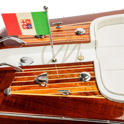 Maquette de Runabout Italien En Bois Déjà Montée 90cm Blanc - Bateau Inspiré de l'Aquarama de Riva - Maquette de Bateau Décorative Haut de Gamme