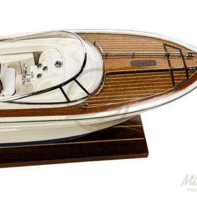 Maquette du Rima - Inspiré des Runabout Italiens des années 2010. Maquette de bateau en bois, finition haut de gamme - Vue du pont