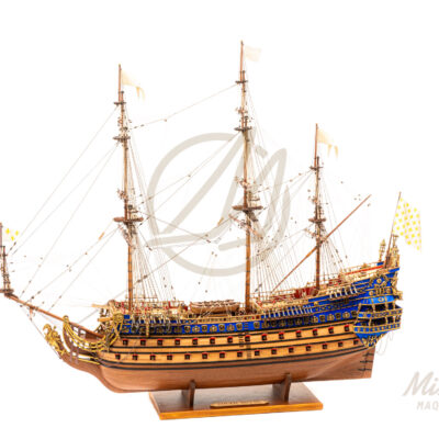 Maquette du Soleil Royal · Exemplaire Unique Décoratif - Maquette de Bateau en Bois déjà Montée.