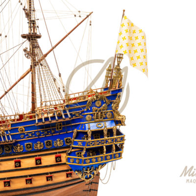 Maquette du Soleil Royal · Exemplaire Unique Décoratif - Maquette de Bateau en Bois déjà Montée.