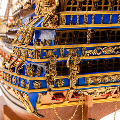 Maquette du Soleil Royal · Exemplaire Unique Décoratif - Maquette de Bateau en Bois déjà Montée.