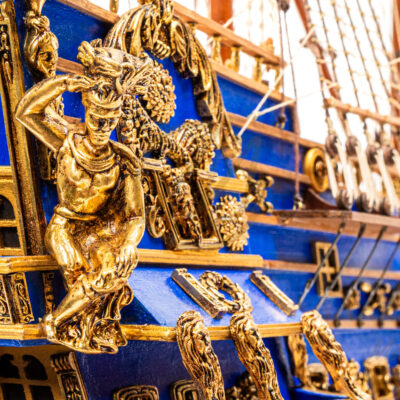 Maquette du Soleil Royal · Exemplaire Unique Décoratif - Maquette de Bateau en Bois déjà Montée.