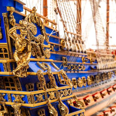 Maquette du Soleil Royal · Exemplaire Unique Décoratif - Maquette de Bateau en Bois déjà Montée.