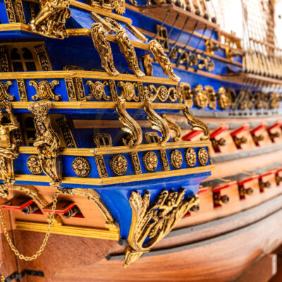 Maquette du Soleil Royal · Exemplaire Unique Décoratif - Maquette de Bateau en Bois déjà Montée.