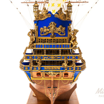 Maquette du Soleil Royal · Exemplaire Unique Décoratif - Maquette de Bateau en Bois déjà Montée.