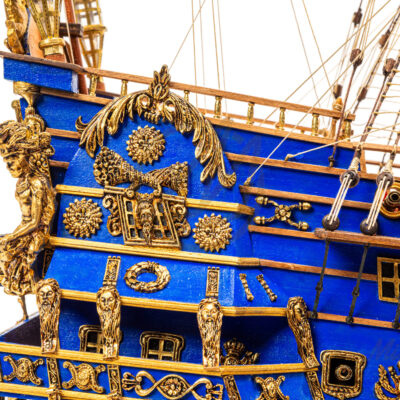 Maquette du Soleil Royal · Exemplaire Unique Décoratif - Maquette de Bateau en Bois déjà Montée.