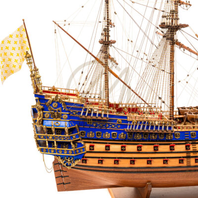 Maquette du Soleil Royal · Exemplaire Unique Décoratif - Maquette de Bateau en Bois déjà Montée.