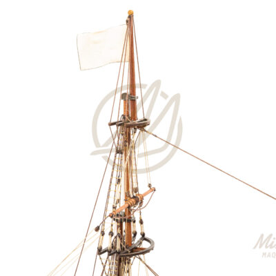 Maquette du Soleil Royal · Exemplaire Unique Décoratif - Maquette de Bateau en Bois déjà Montée.