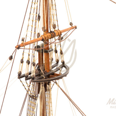 Maquette du Soleil Royal · Exemplaire Unique Décoratif - Maquette de Bateau en Bois déjà Montée.