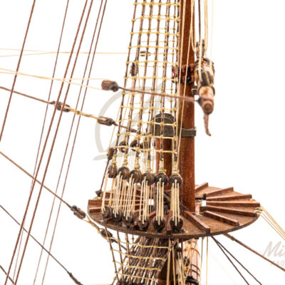 Maquette du Soleil Royal · Exemplaire Unique Décoratif - Maquette de Bateau en Bois déjà Montée.