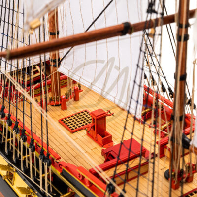 Maquette du Superbe · Frégate de 74 Canons · Maquette de Bateau en Bois Déjà Montée · Mistral Maquettes