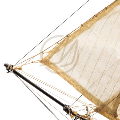 Maquette du Pen Duick - Déjà Montée - Mistral Maquettes - Maquette de Bateau Haut de Gamme