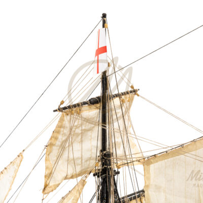 Maquette du Victory - Coque Cuivrée - Vaisseau de la Royal Navy - Exemplaire Unique · Mistral Maquettes · Maquettes de Bateaux Décoratives haut de Gamme